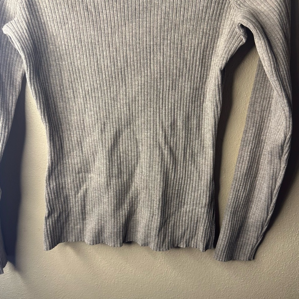NWT Womens H&M Long Sleeve Brown Top size small - Picture 2 of 10